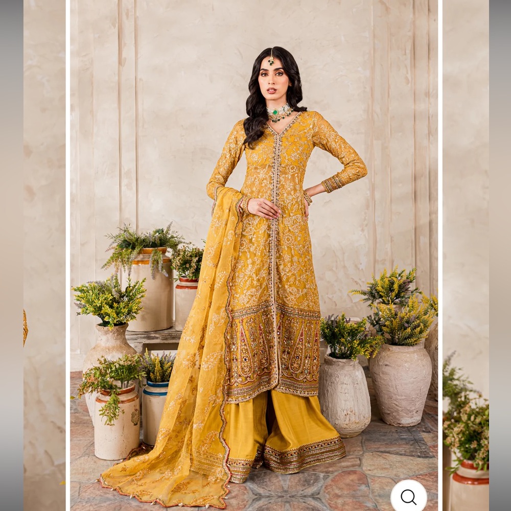 Batik Pakistani Indian Women’s Suit / Outfit / Dress / Sharara